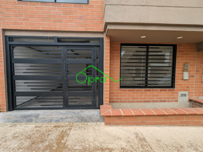 Casa disponible para Venta en La Ceja Jardines De La Colombiere Foto numero 1